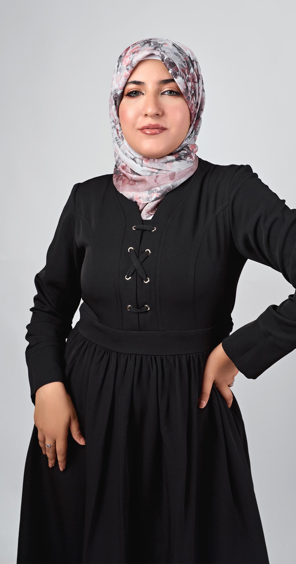 Sophia Modest Dress-Black