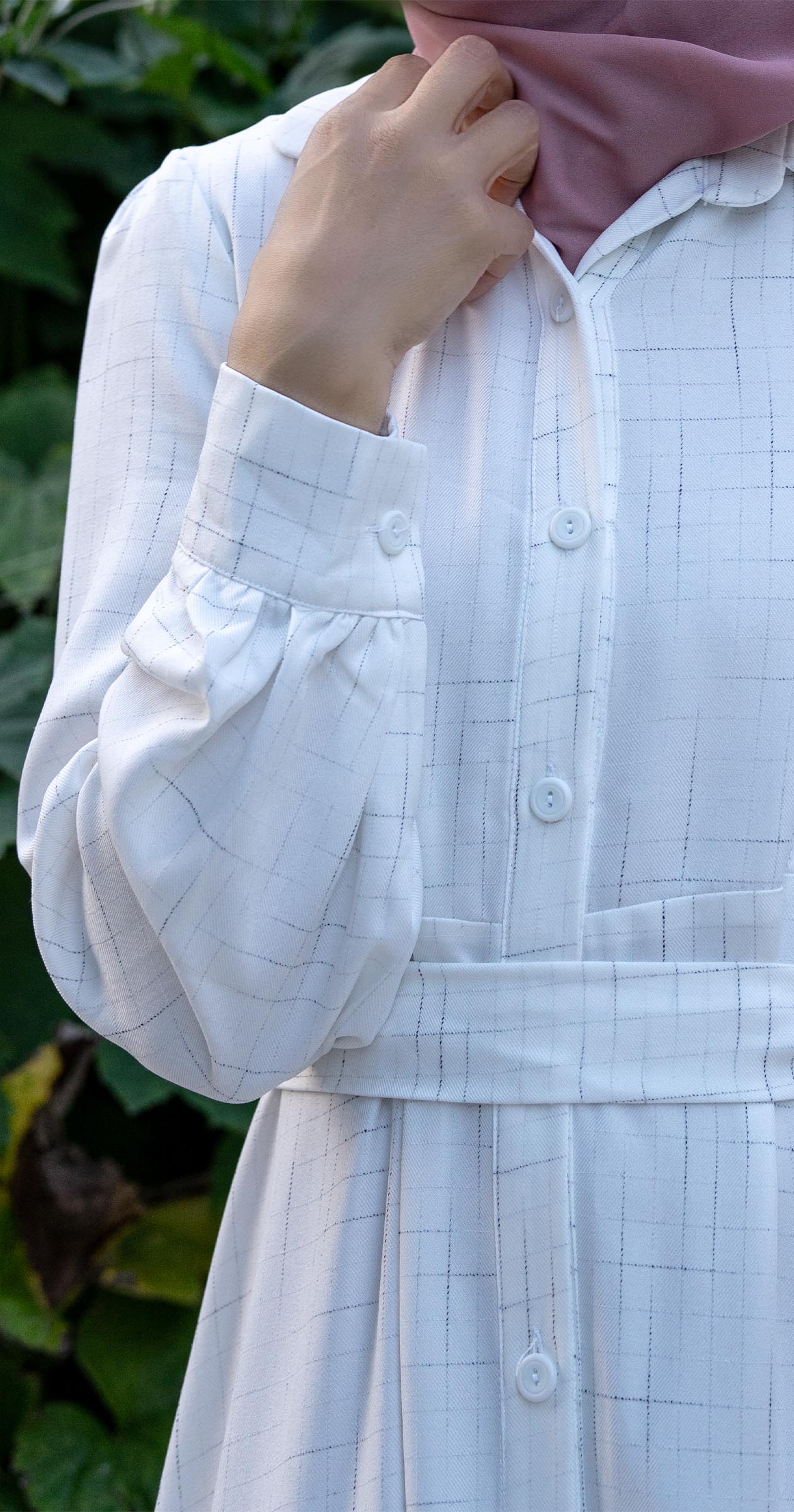 Linen dress with ruffles-White