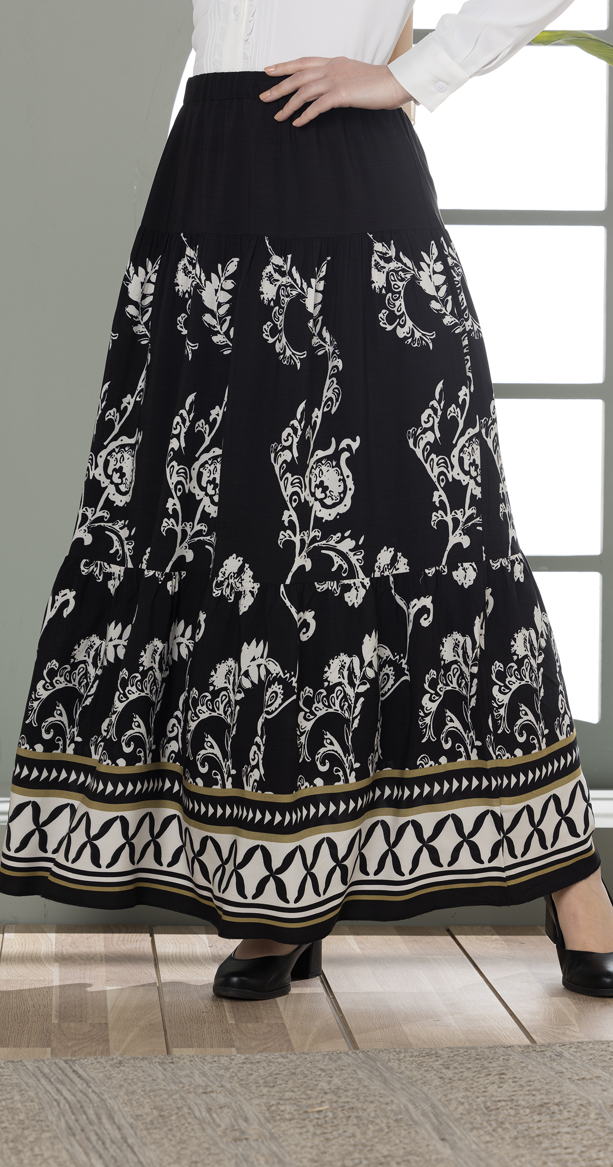 Boho-Chic Printed Maxi Skirt
