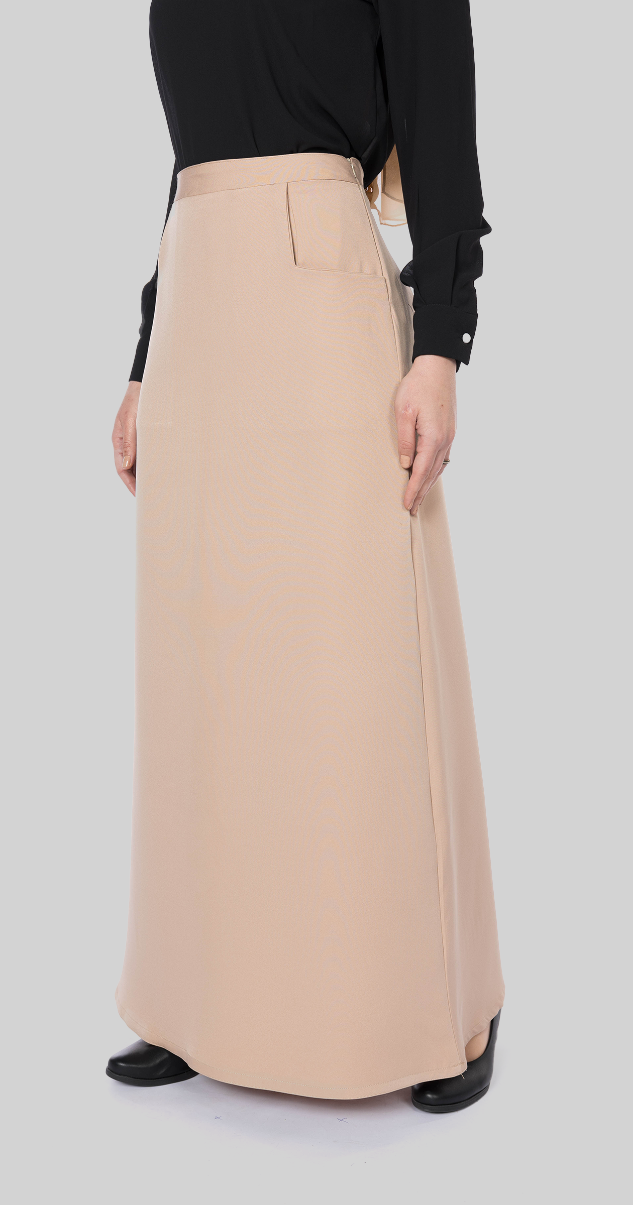 Maxi Skirt With Side Pockets-Beige