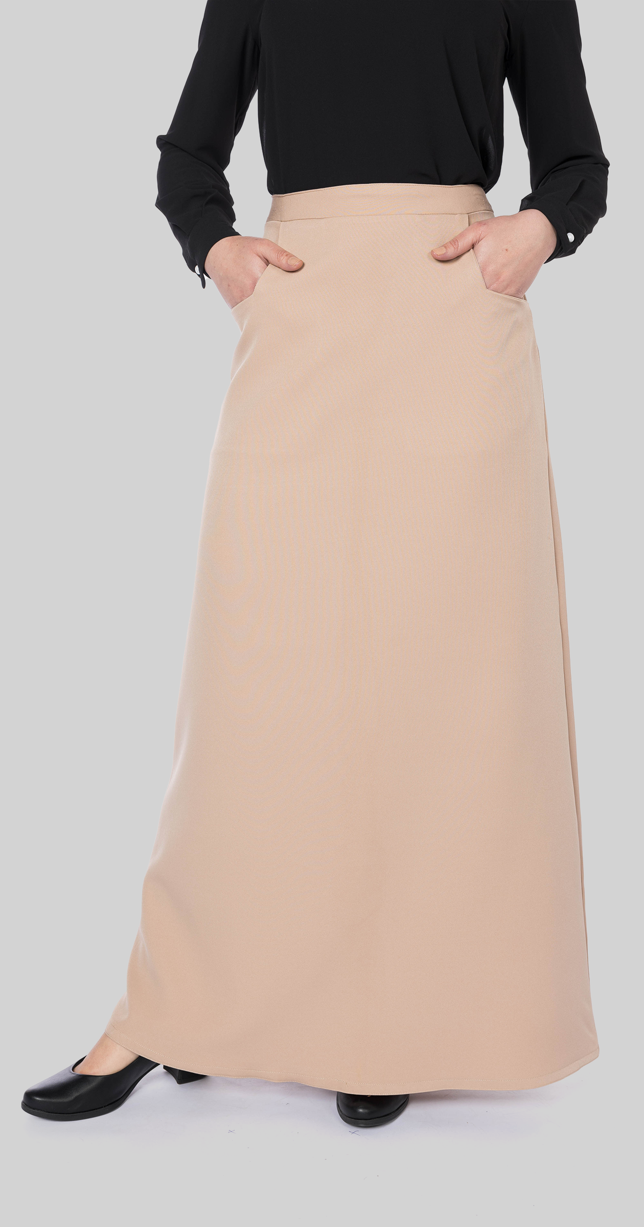 Maxi Skirt With Side Pockets-Beige