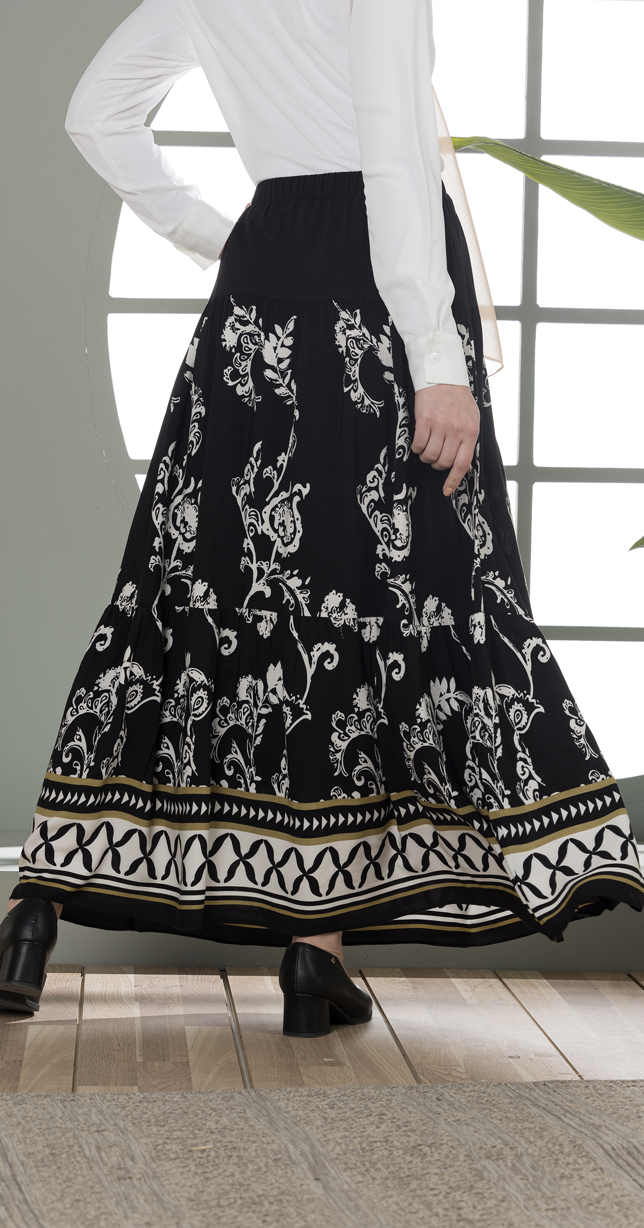 Boho-Chic Printed Maxi Skirt
