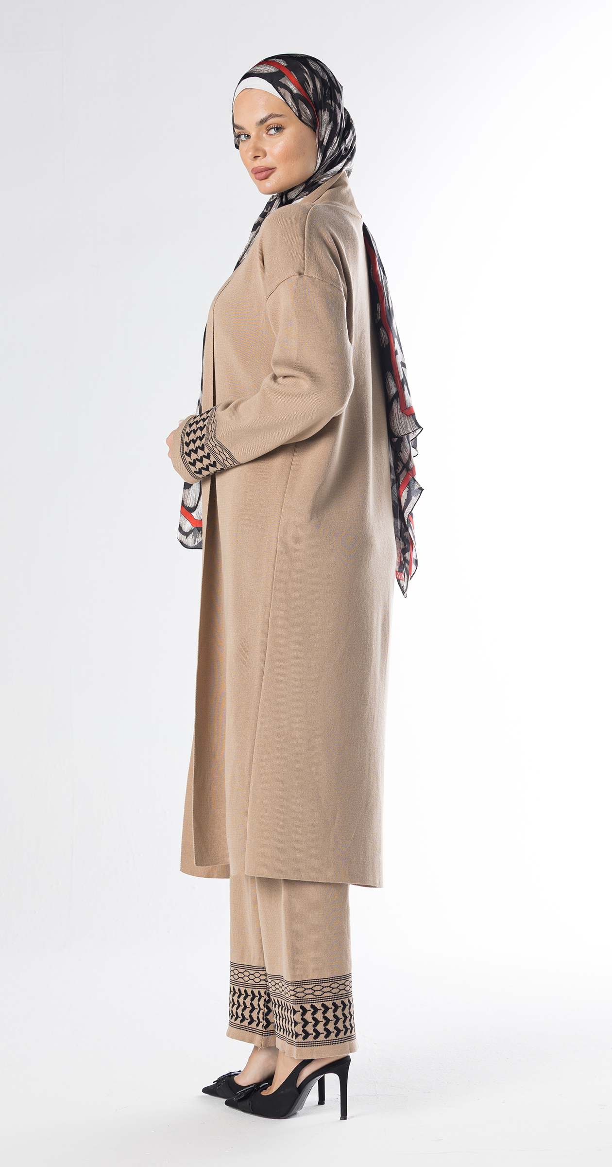 Beige Lazy Suit Long Cardigan + Wide-leg Pants/One Size