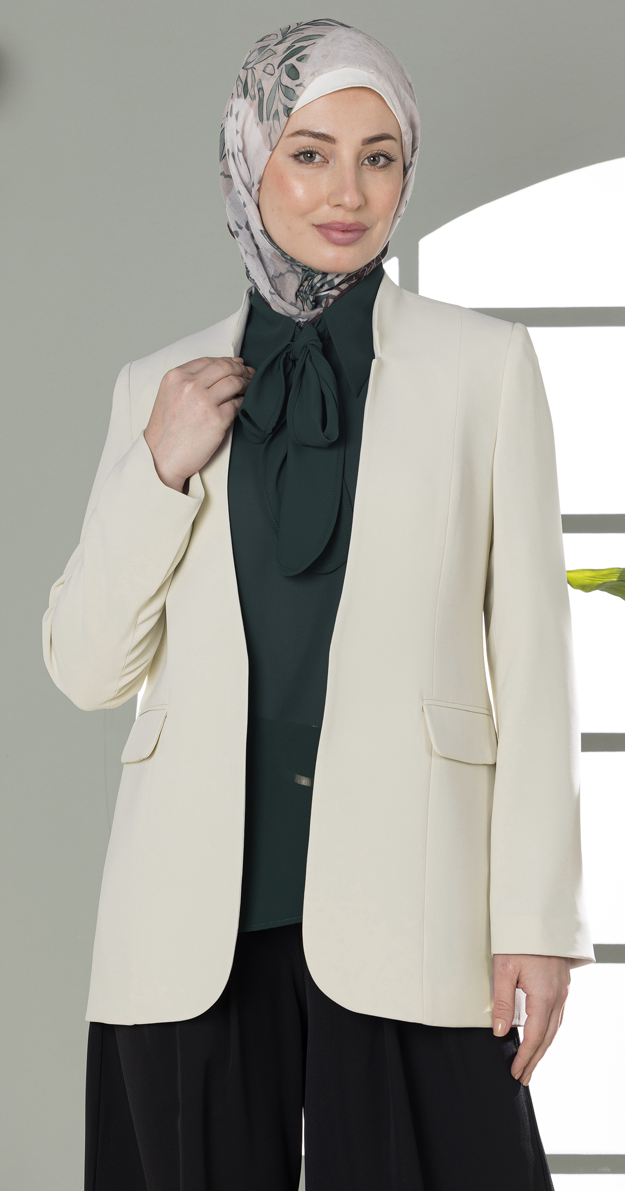 Formal Blazer-Collarless Shawl Style