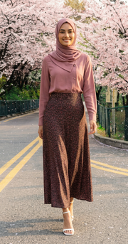 Rose flowers Flare Skirt (Crepe Satin)