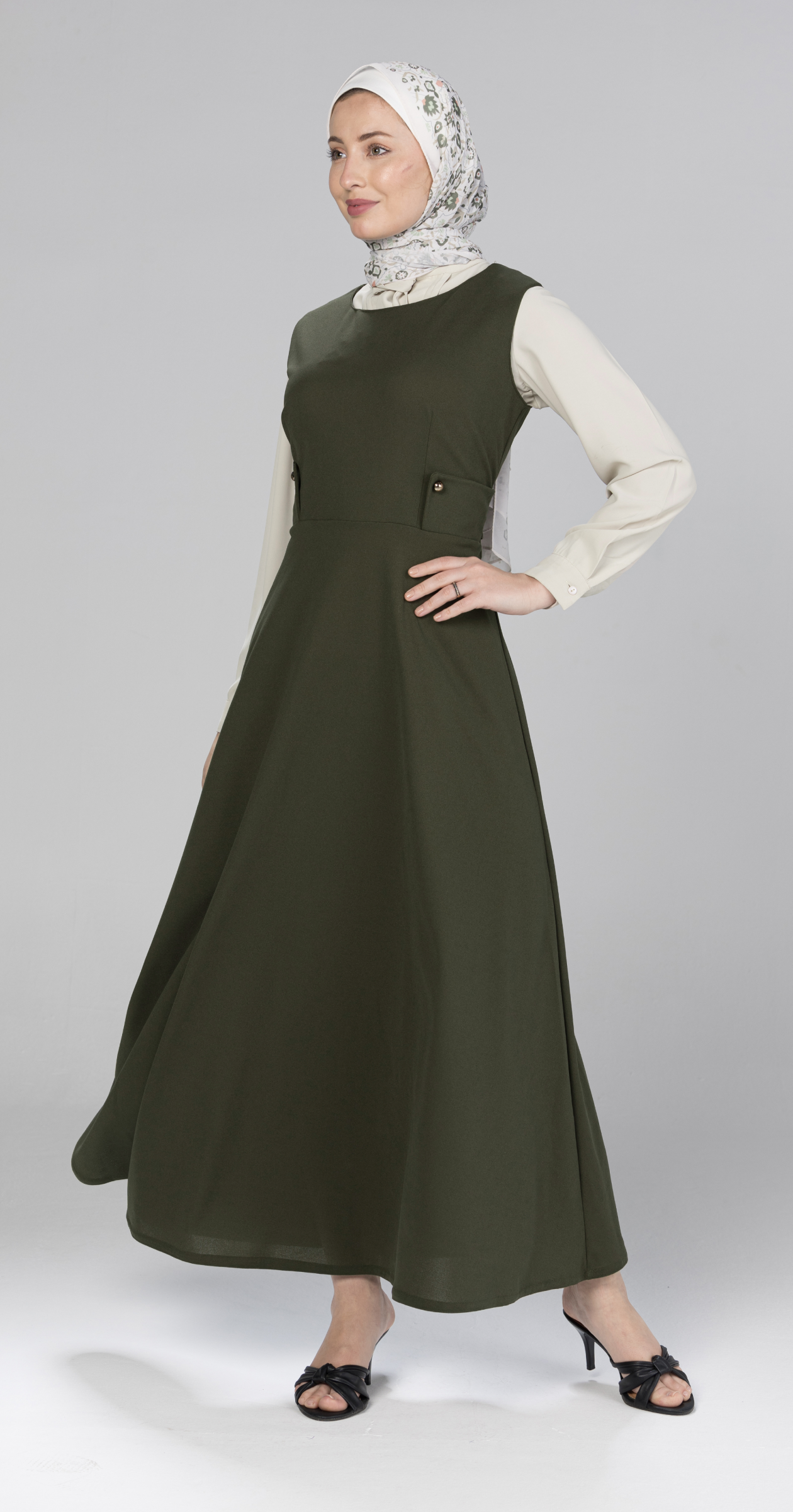 Sleeveless Flare Dress with Waist Band