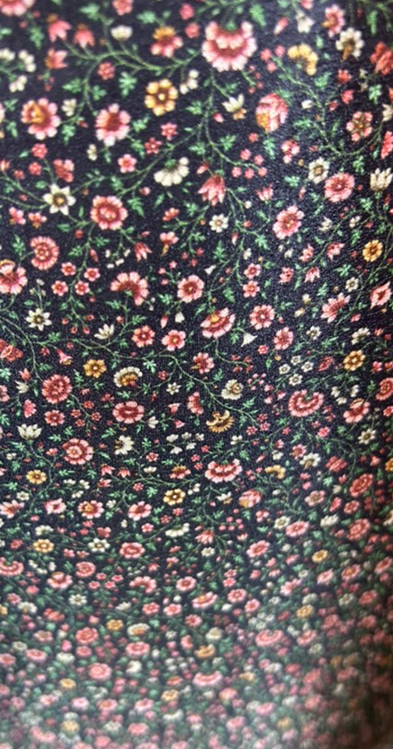 Rose flowers Flare Skirt (Crepe Satin)