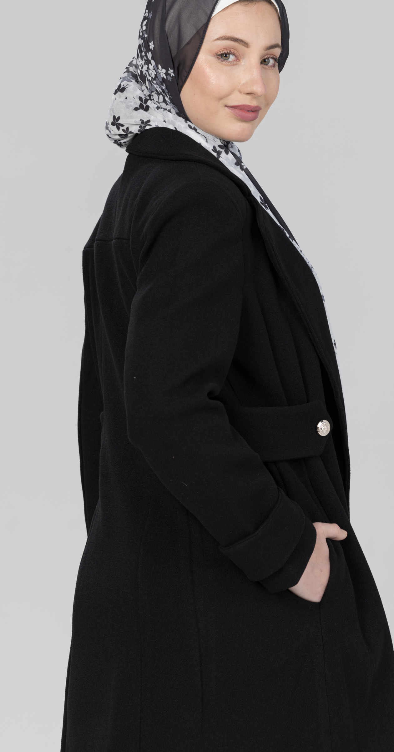 معطف صوف فاتح