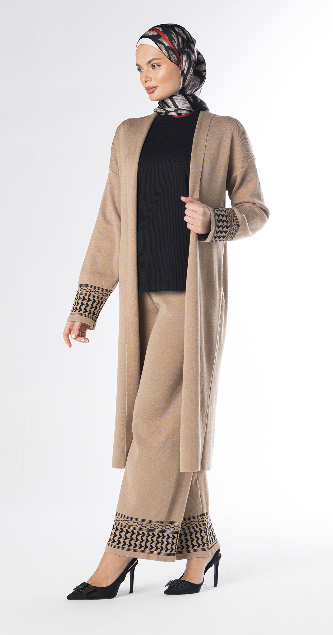 Beige Lazy Suit Long Cardigan + Wide-leg Pants/One Size